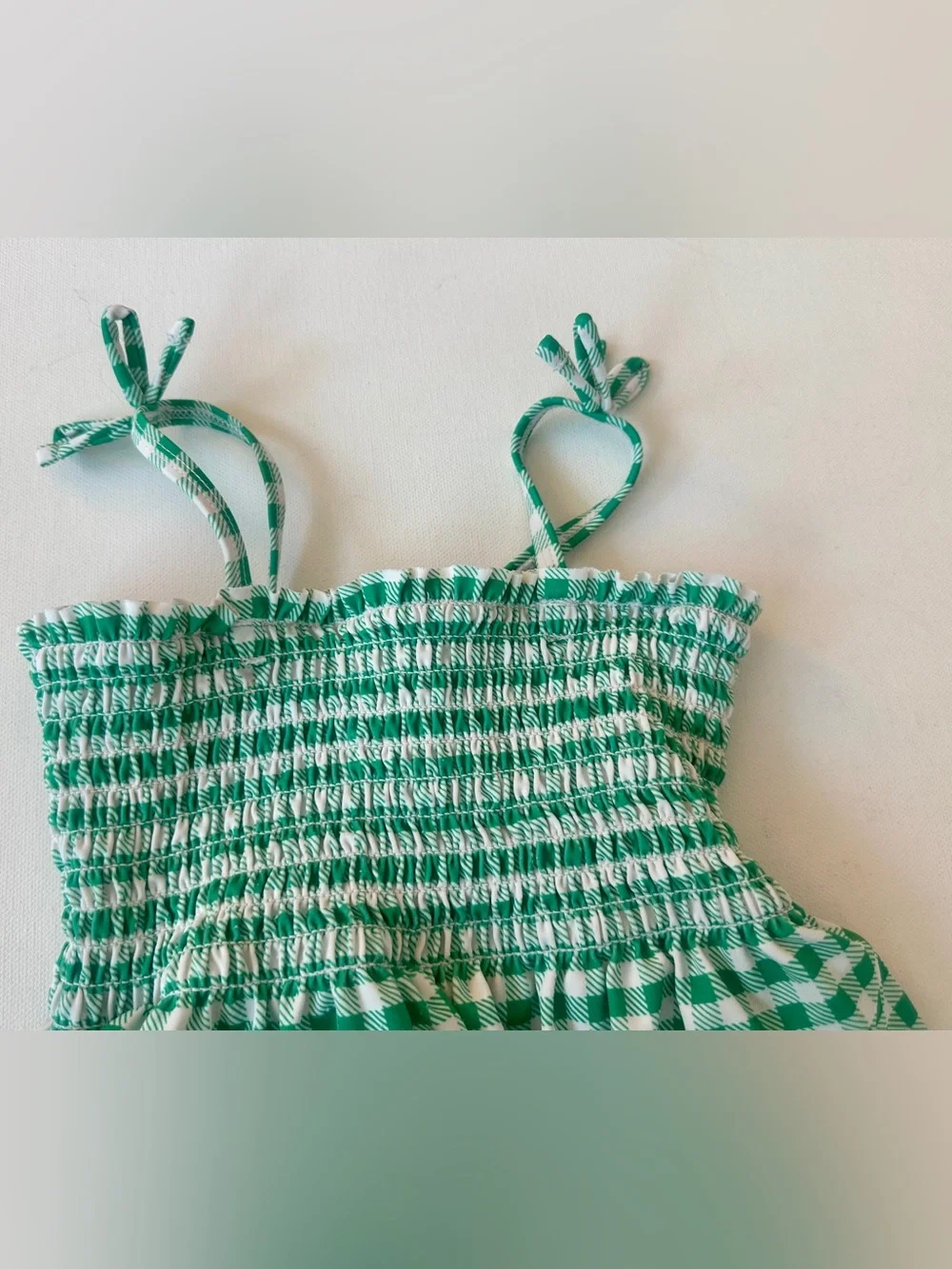 Old Navy girls' gingham one-piece swimsuit.  smocked bodice.  Size 4T.